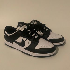 Nike Dunks Panda Low